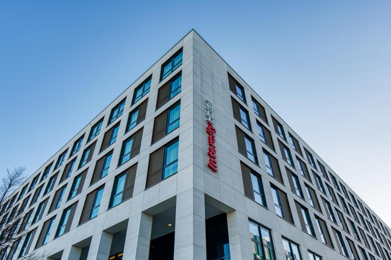 Intercityhotel Berlin Airport Ber Terminal 1 & 2 Schoenefeld Luaran gambar The building of the hotel