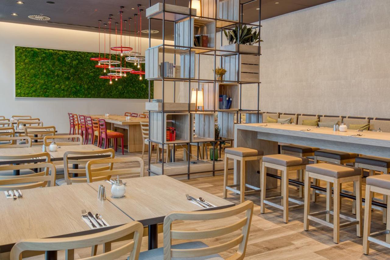 Intercityhotel Berlin Airport Ber Terminal 1 & 2 Schoenefeld Luaran gambar Restaurant interior design
