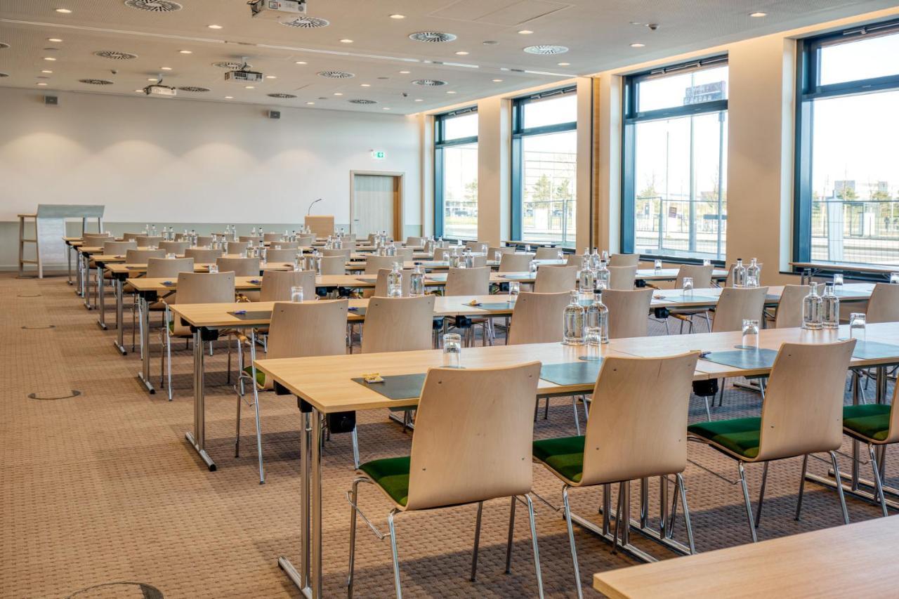 Intercityhotel Berlin Airport Ber Terminal 1 & 2 Schoenefeld Luaran gambar Meeting room