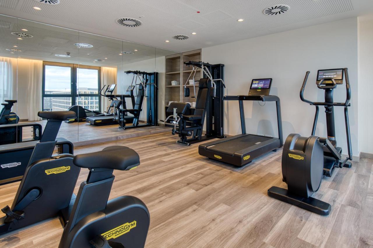 Intercityhotel Berlin Airport Ber Terminal 1 & 2 Schoenefeld Luaran gambar Fitness room