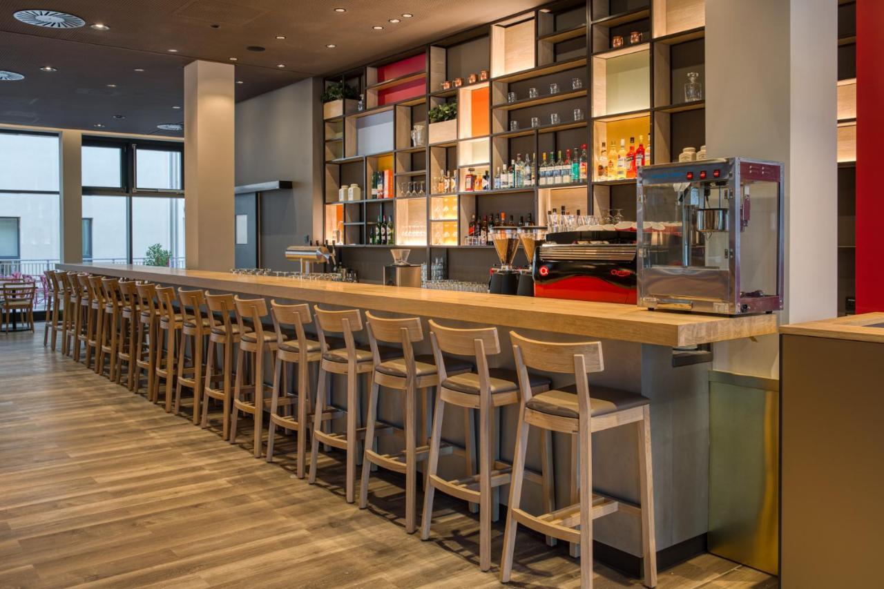 Intercityhotel Berlin Airport Ber Terminal 1 & 2 Schoenefeld Luaran gambar Bar