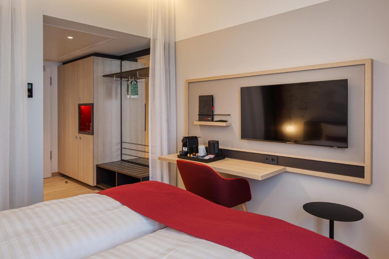 Intercityhotel Berlin Airport Ber Terminal 1 & 2 Schoenefeld Luaran gambar Room interior