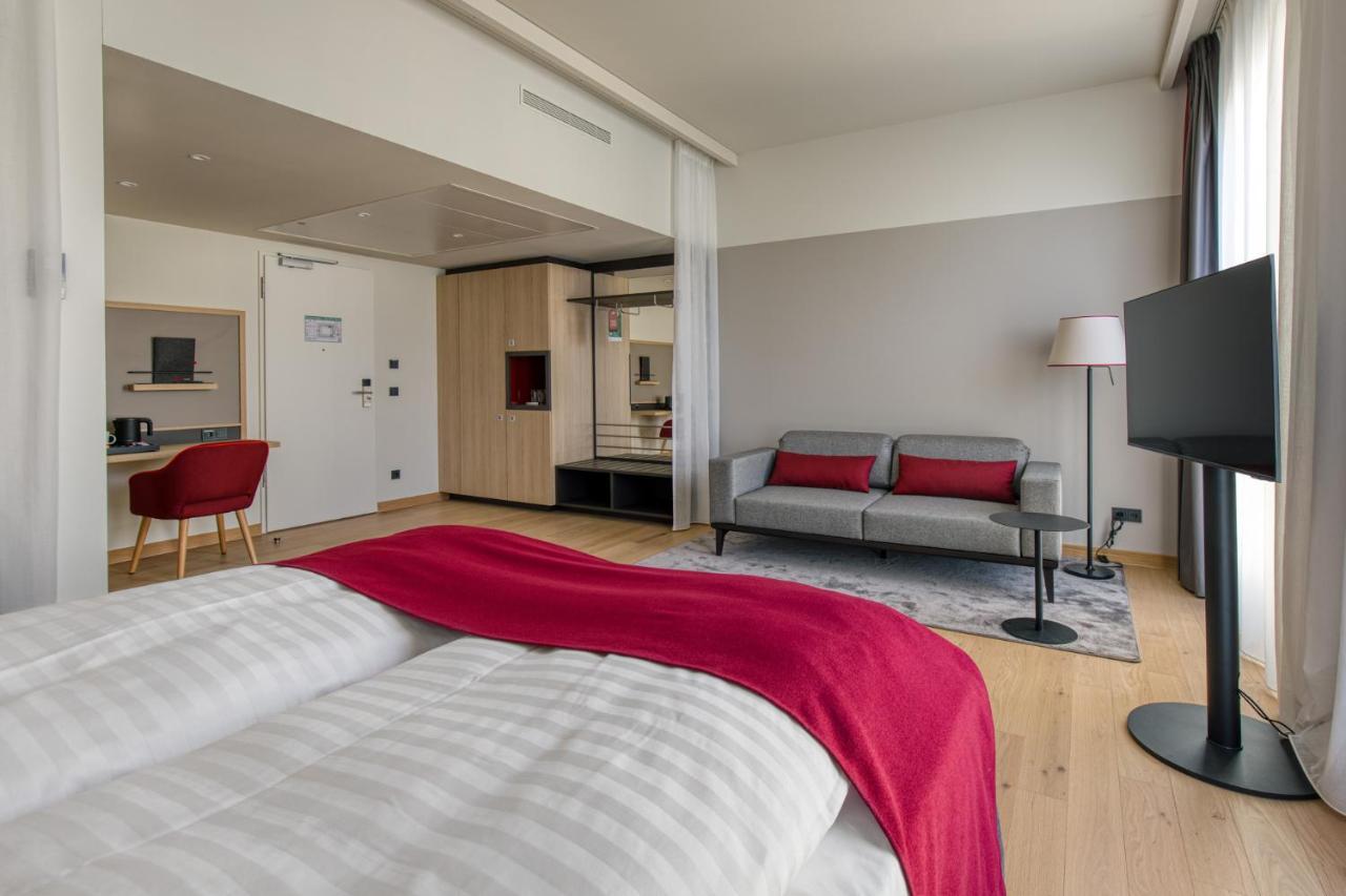 Intercityhotel Berlin Airport Ber Terminal 1 & 2 Schoenefeld Luaran gambar Room interior
